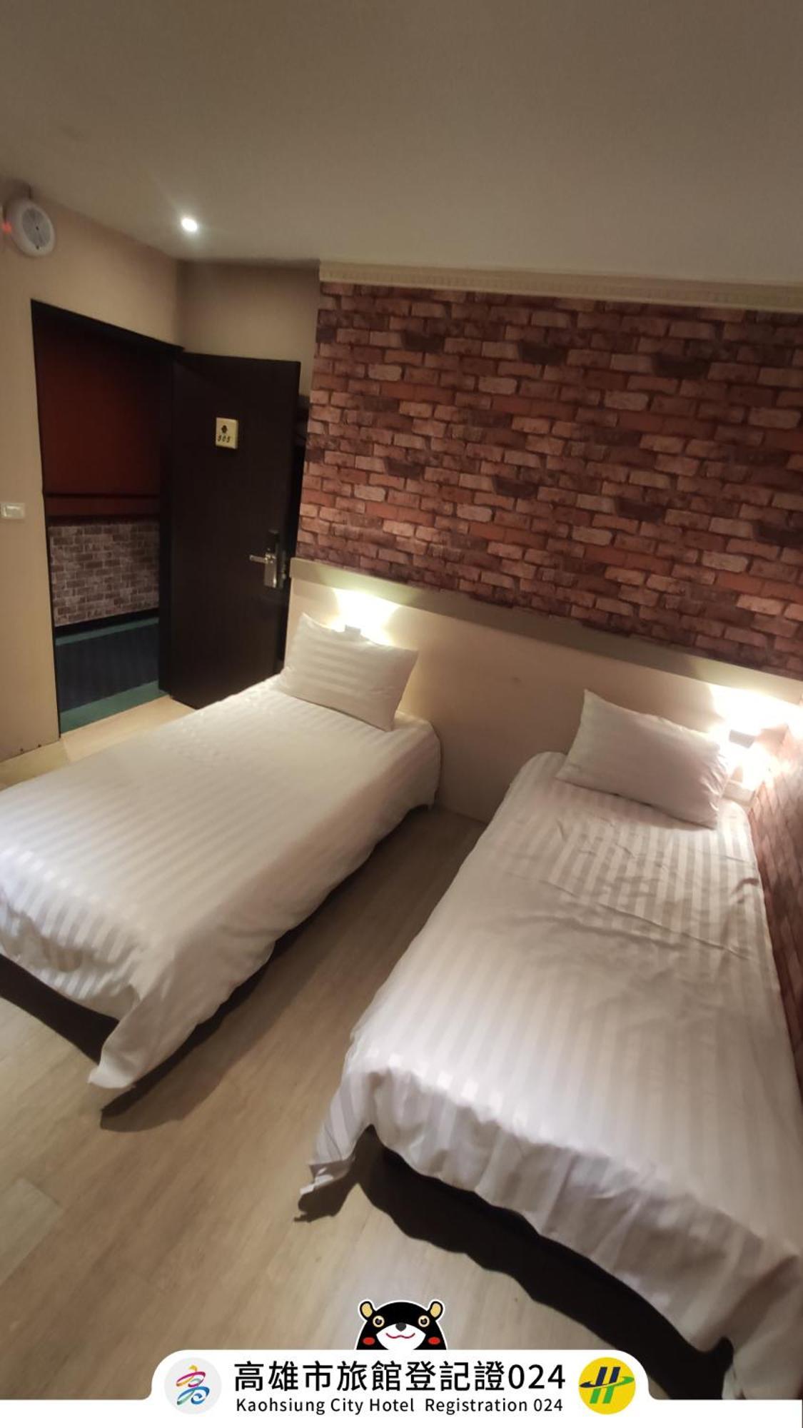 Win Inn Kaohsiung Hotel Eksteriør billede